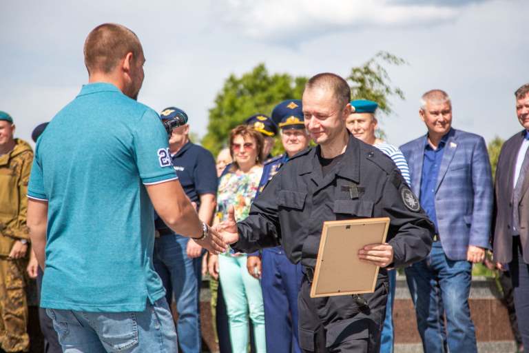 В Твери масштабно отметили день ВДВ