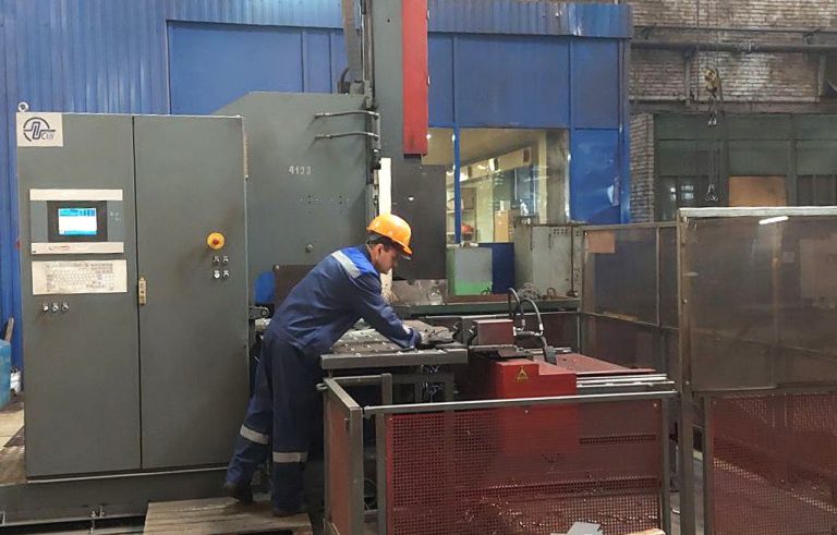 В Санкт-Петербурге началось изготовление металлоконструкций для Западного моста в Твери