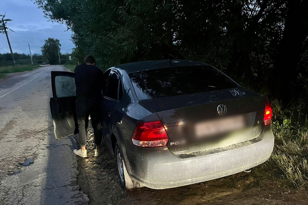 В Тверской области подросток отмечал 1 сентября за рулём автомобиля