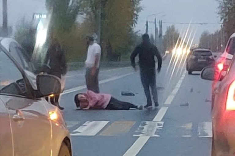 Опубликовано видео наезда на женщину на Московском шоссе в Твери