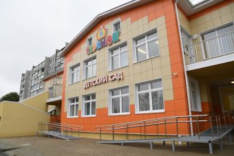 В Вышнем Волочке завершается строительство детского сада на 160 мест
