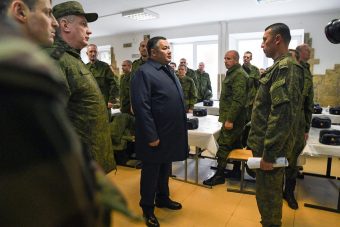 Губернатор Игорь Руденя встретился с мобилизованными гражданами на сборном пункте в Твери