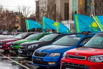 Таможня напомнила россиянам, какие автомобили нельзя ввозить в страну