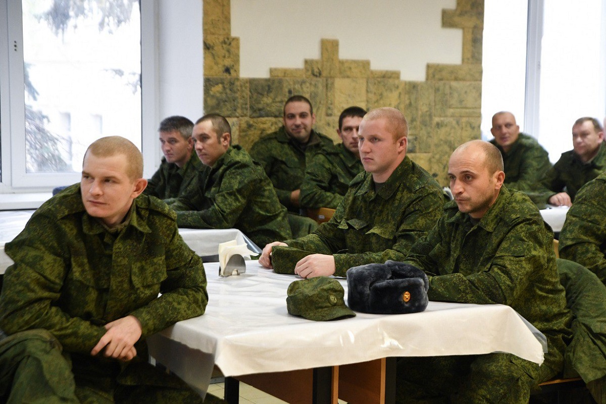 Стало известно, подлежат ли мобилизации находящиеся в отпуске по уходу за ребенком отцы