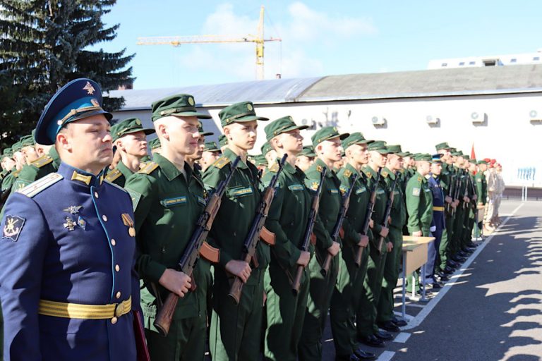 В Твери приняли присягу 259 первокурсников Академии Воздушно-космической обороны имени Жукова
