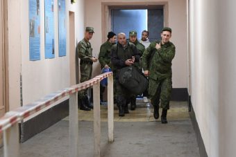 23 мобилизованных отпустили из пункта сбора по домам
