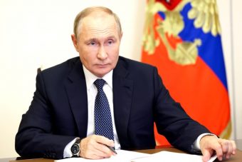 Игорь Руденя от имени жителей Тверской области поздравил Владимира Путина с 70-летием