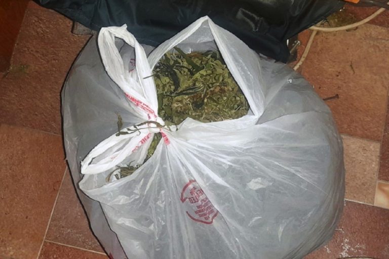 Килограмм марихуаны хранил дома житель Тверской области