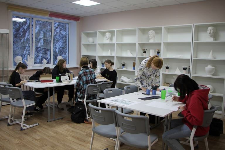 Школьникам Тверской области помогут с пользой провести осенние каникулы