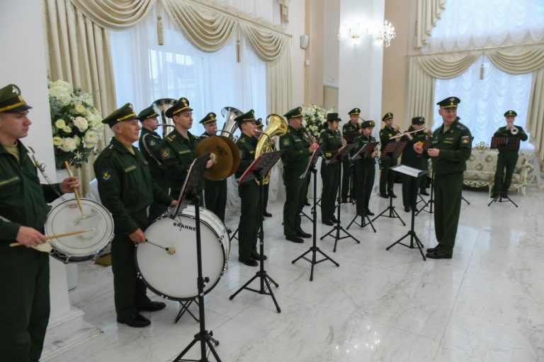 26 мобилизованных одновременно вступили в брак в Тверской области