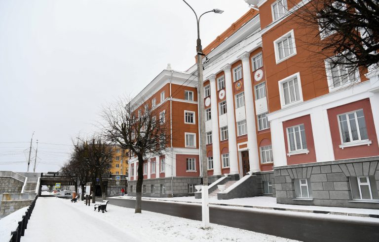 В Твери завершается капитальный ремонт "Дома Ворошиловских стрелков"
