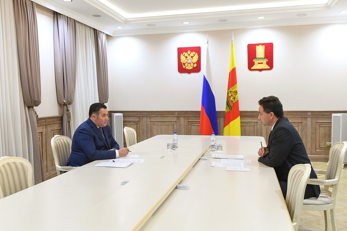 В Тверской области глава района попросил губернатора помочь с установкой модульного МФЦ