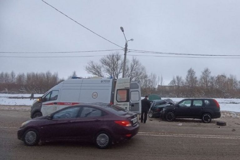 Две женщины и ребенок пострадали в ДТП в Заволжском районе Твери