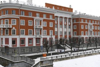 В Твери завершается капитальный ремонт "Дома Ворошиловских стрелков"