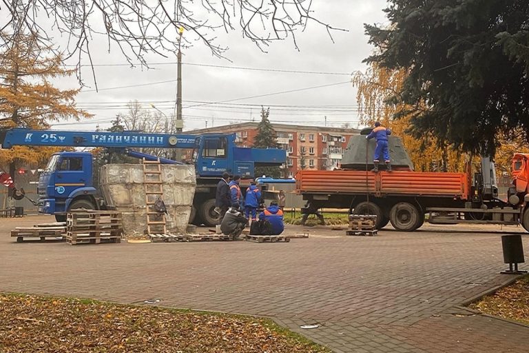 В Твери памятник экипажу танка Степана Горобца установят на новом месте