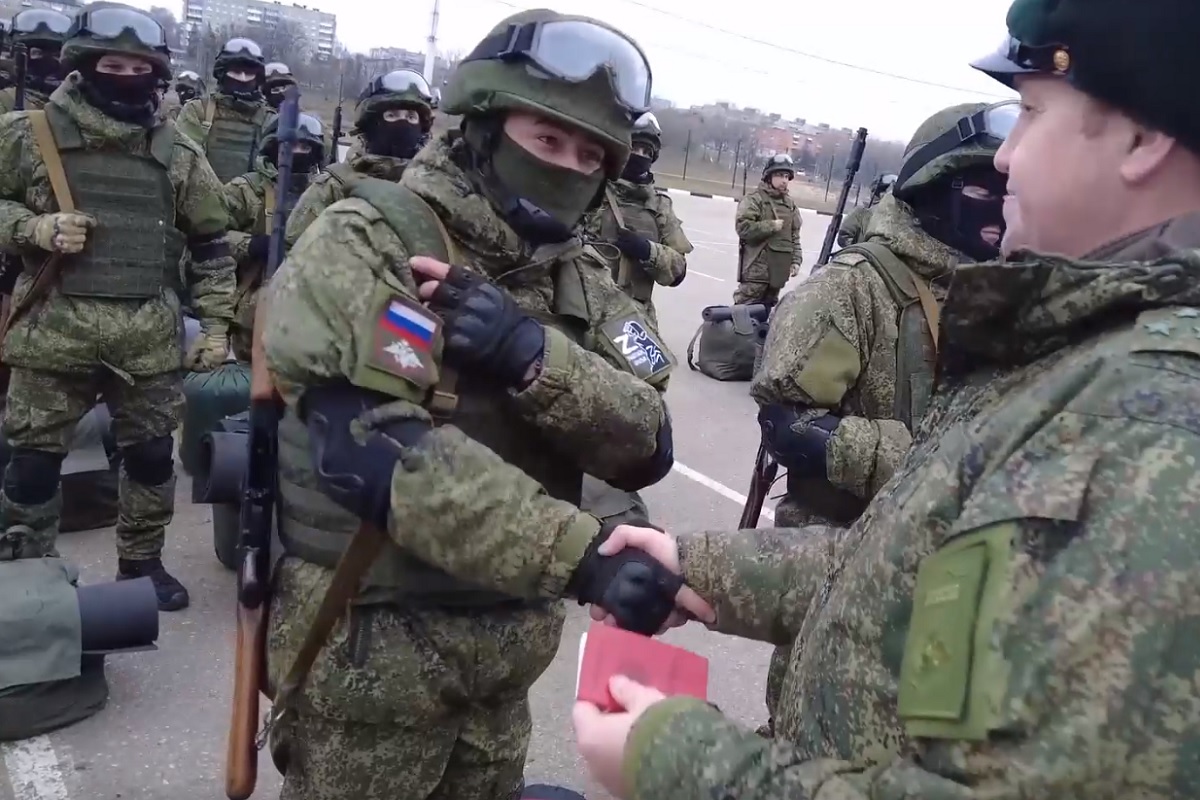 Из Твери после подготовки в зону СВО отправилась большая группировка мобилизованных