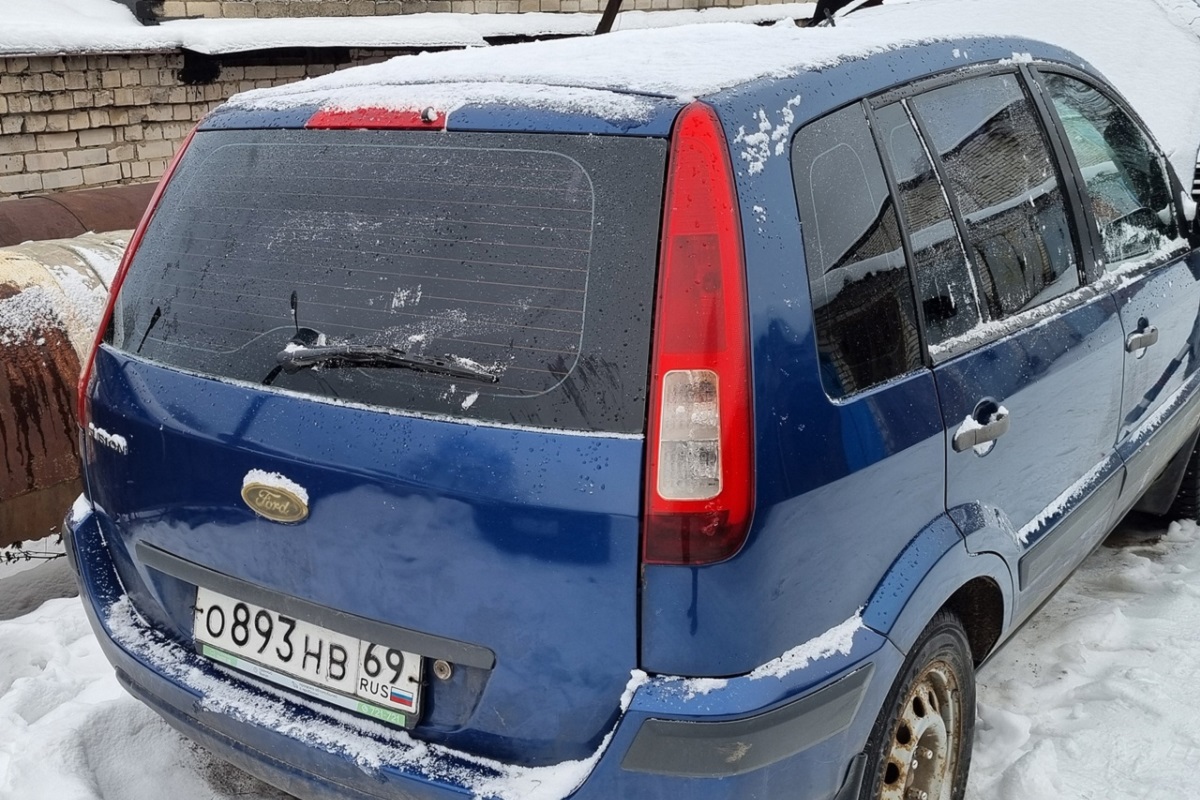 85-летний житель Твери решился на поездку на автомобиле и потерял машину