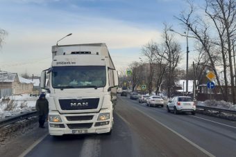 В Тверской области фура сбила 13-летнюю девочку на трассе М-10