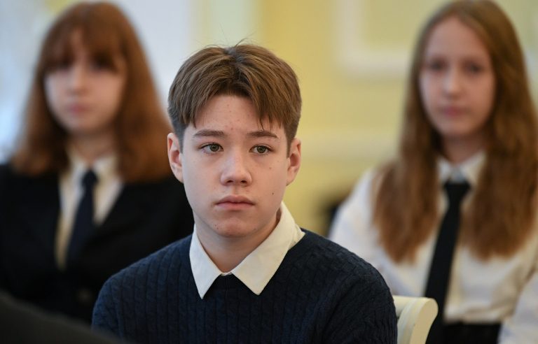 В День Конституции жителям Тверской области вручены государственные и региональные награды