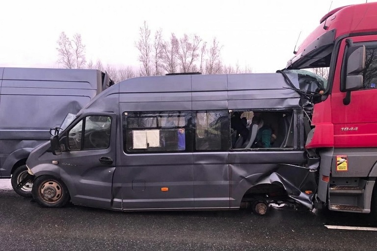 Смерть настигла 2 пассажиров автобуса по пути в Тверь