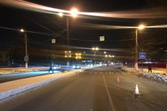 На «зебре» в Твери ВАЗ сбил пешехода На «зебре» в Твери ВАЗ сбил пешехода