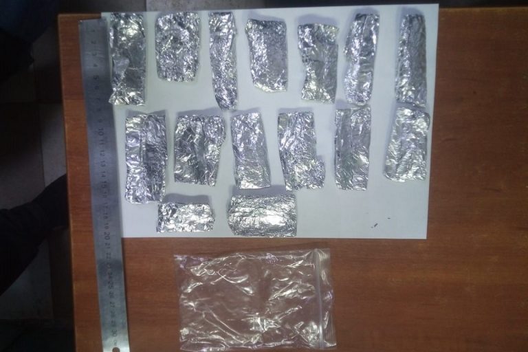 Пассажир электрички перевозил партию марихуаны в Тверской области