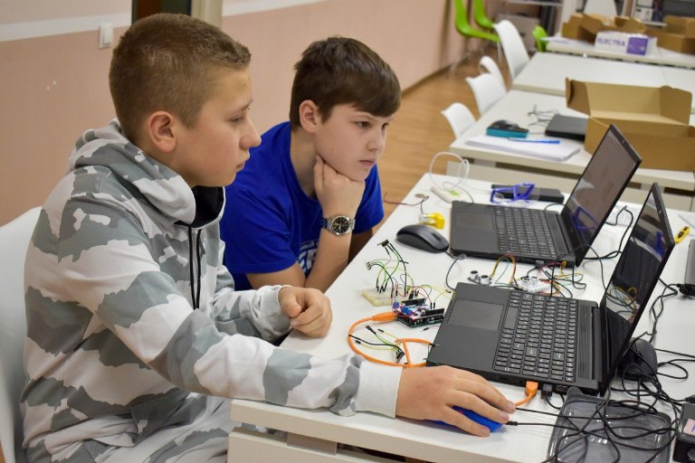 Полсотни школьников Тверской области приняли участие в тематической смене «Технолидеры Верхневолжья»