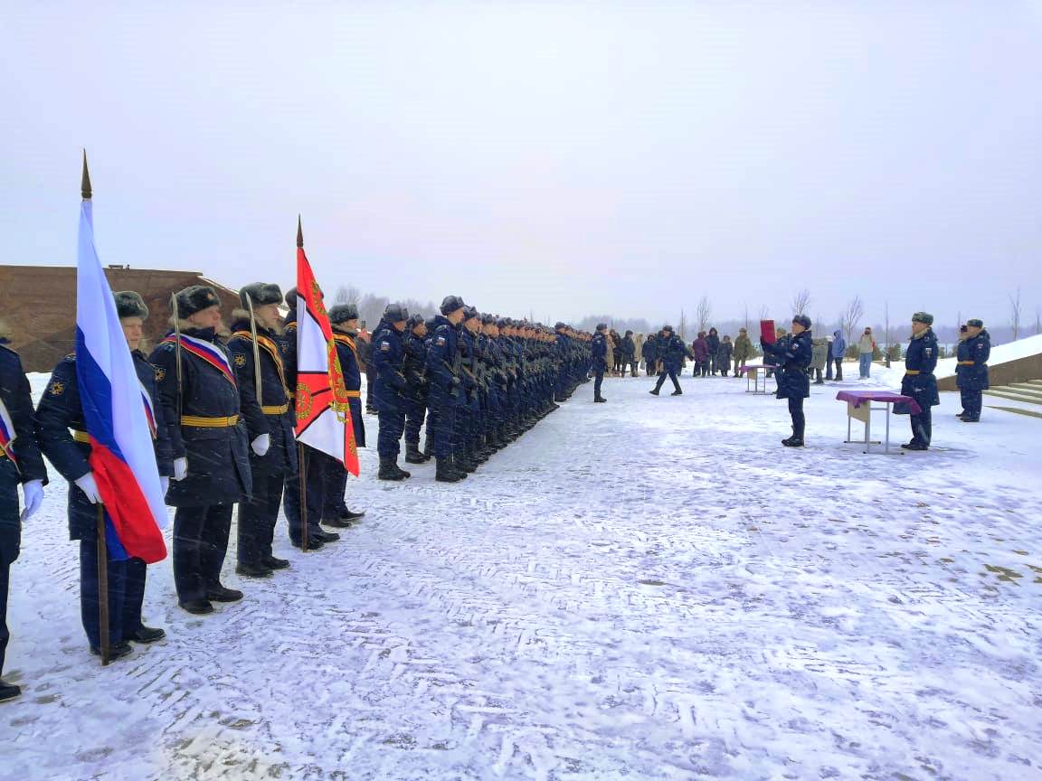 У Ржевского мемориала новобранцы 32 дивизии ПВО поклялись защищать Родину