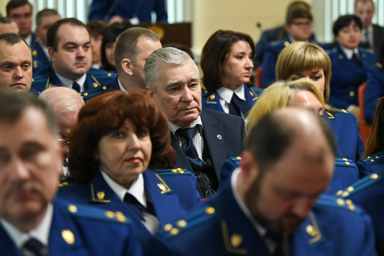 В Тверской области лучшие сотрудники прокуратуры получили награды из рук губернатора