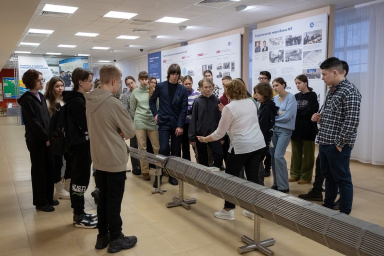 Участники профильной смены центра «Орион» посетили Калининскую АЭС