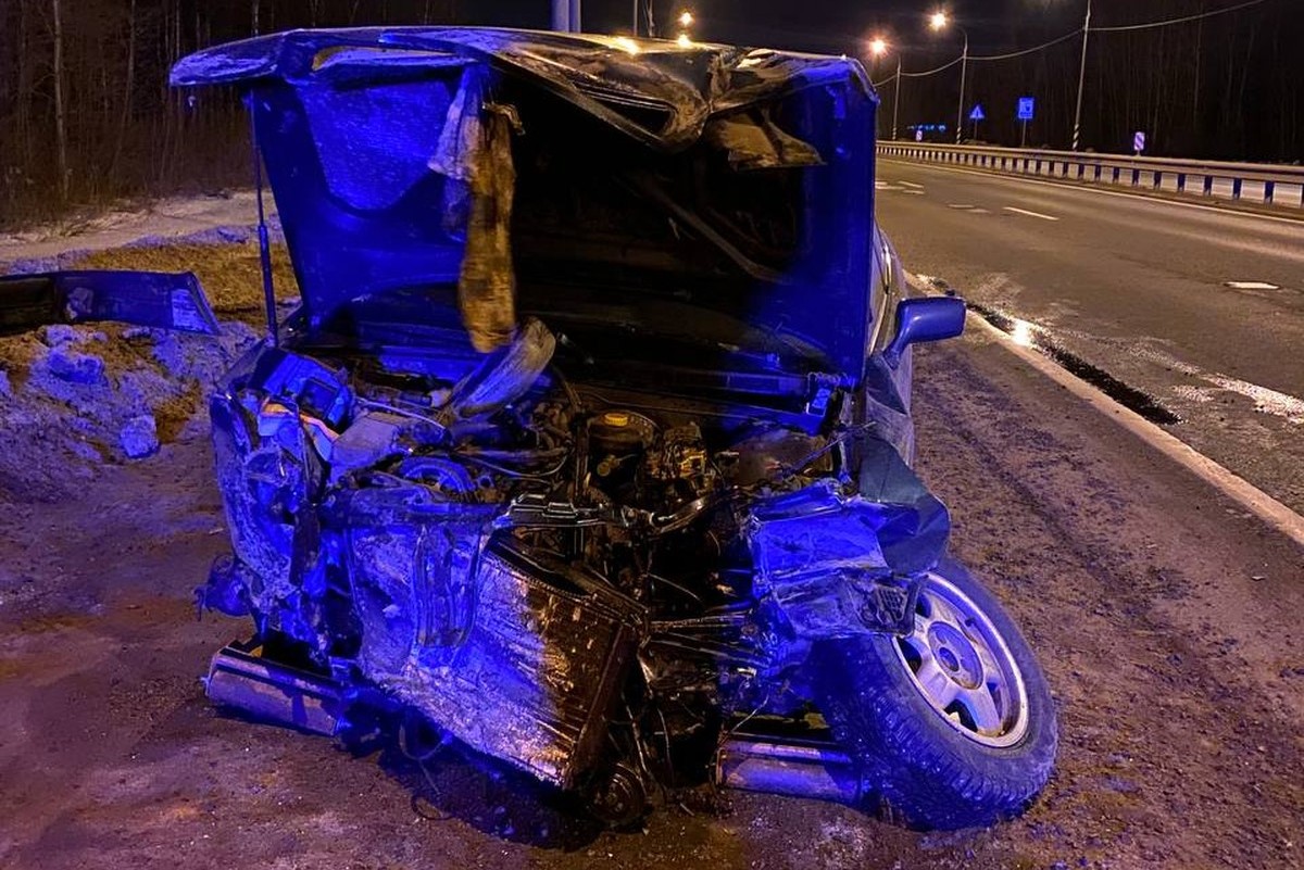 Водитель легковушки пострадал в ДТП на М-10 в Тверской области