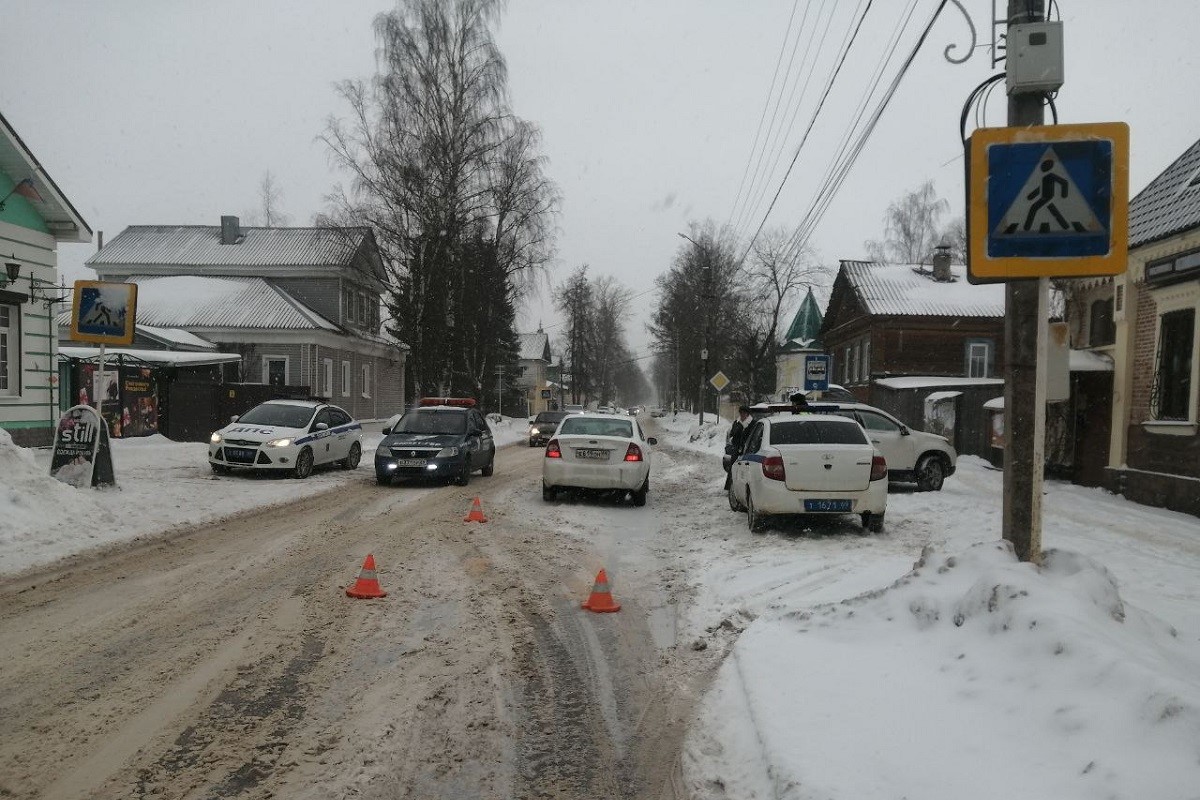 Пожилая автоледи сбила подростка в Тверской области