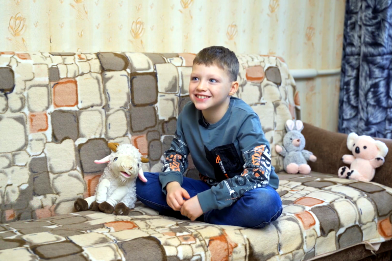 Гоша Куценко исполнил мечты 8-летнего мальчика с тяжёлым заболеванием из Твери