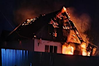 В Тверской области собирают вещи для многодетной семьи погорельцев