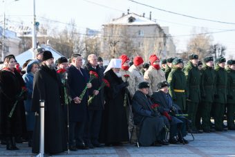 Губернатор Игорь Руденя участвует в торжественных мероприятиях в честь Дня защитника Отечества в Твери