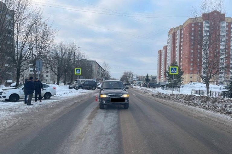 Внедорожник сбил пешехода в Заволжском районе Твери