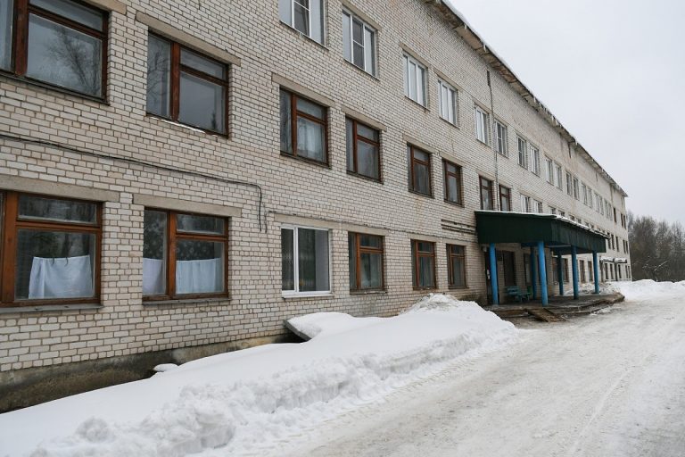 Игорь Руденя передал новый электрокардиограф Сонковской ЦРБ