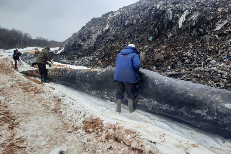 В Тверской области продолжают рекультивацию свалки на Бежецком шоссе