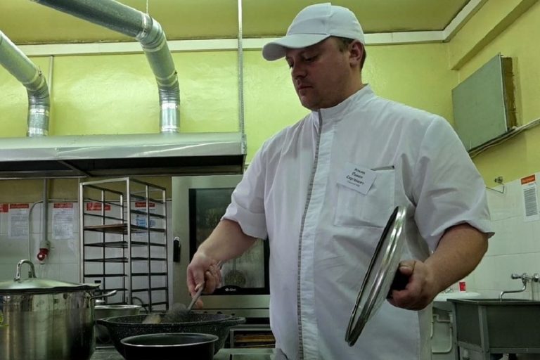 В Твери определили победителей конкурса «Лучший повар школьной столовой - 2023»
