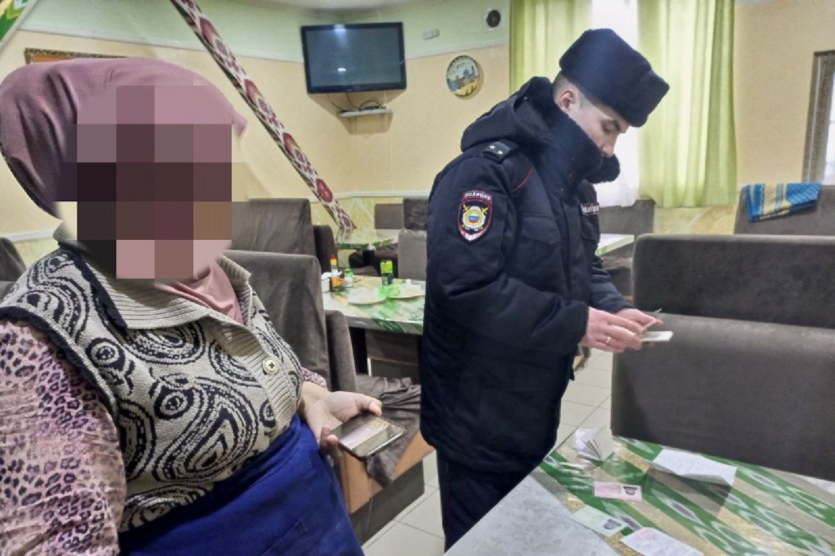 Мигранты незаконно работали в хлебном цехе в Твери