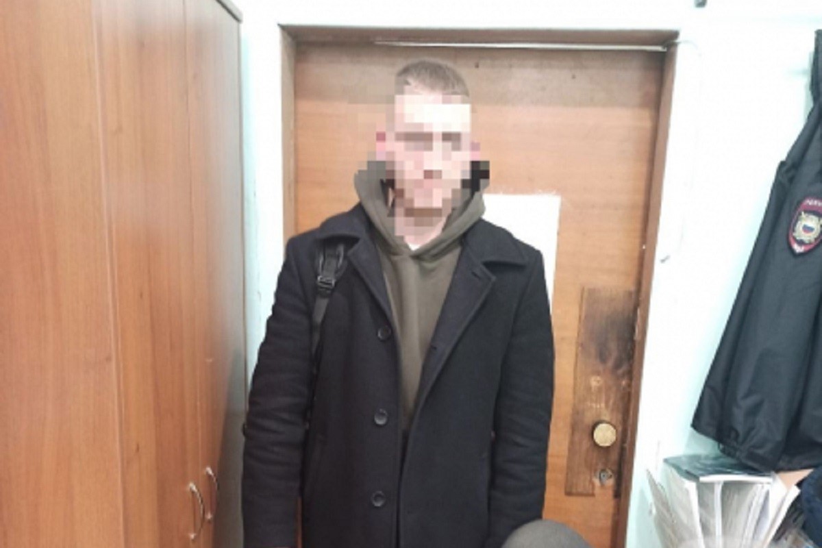 Сообщника телефонных мошенников задержали в Тверской области