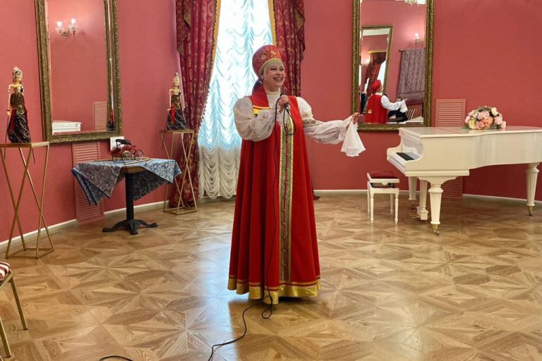 В Тверской области открылась выставка «Две страны. Верность традициям»