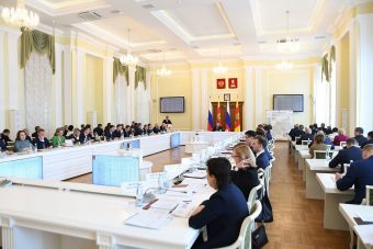 В Тверской области будут развивать инфраструктуру для зарядки электромобилей В Тверской области будут развивать инфраструктуру для зарядки электромобилей