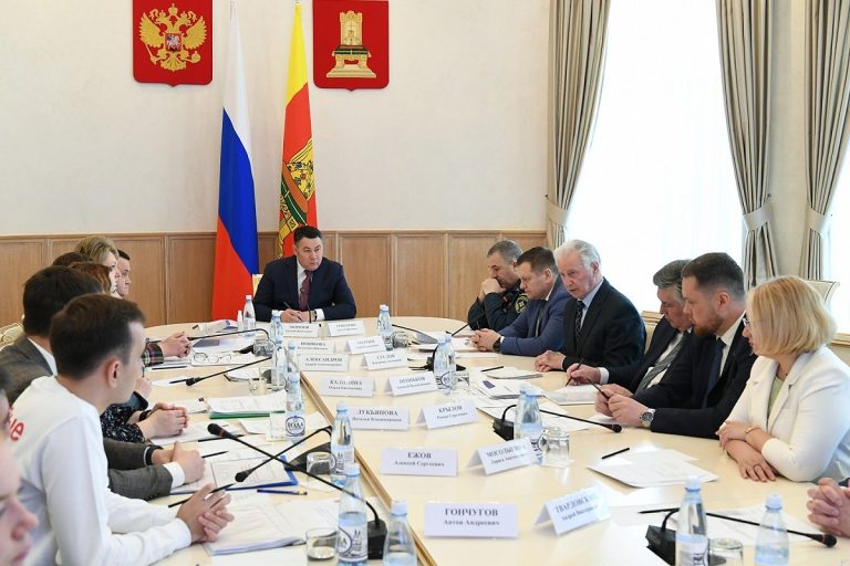 В Твери обсудили развитие РДДМ "Движение Первых"