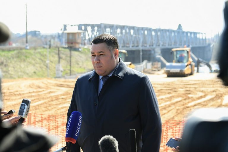 Игорь Руденя: работы на Западном мосту идут в соответствии с планом
