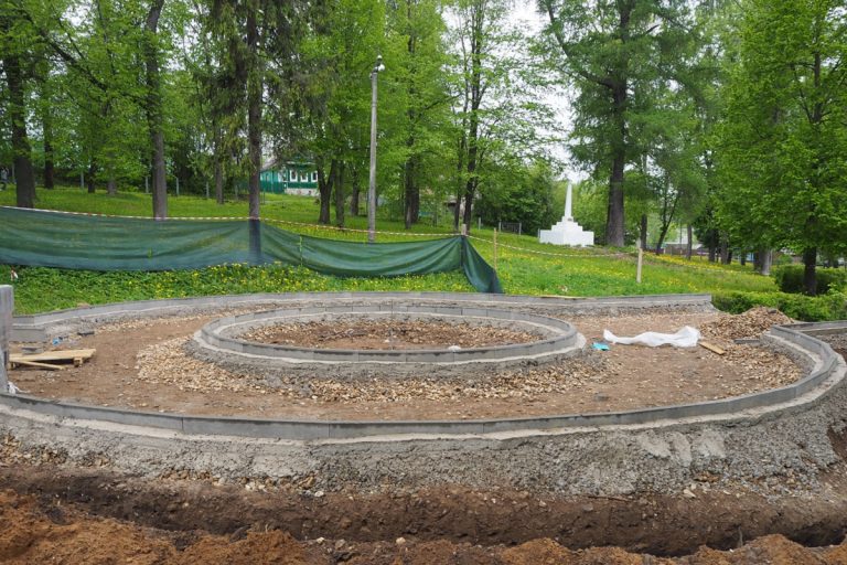 В Старицком округе продолжаются работы по благоустройству