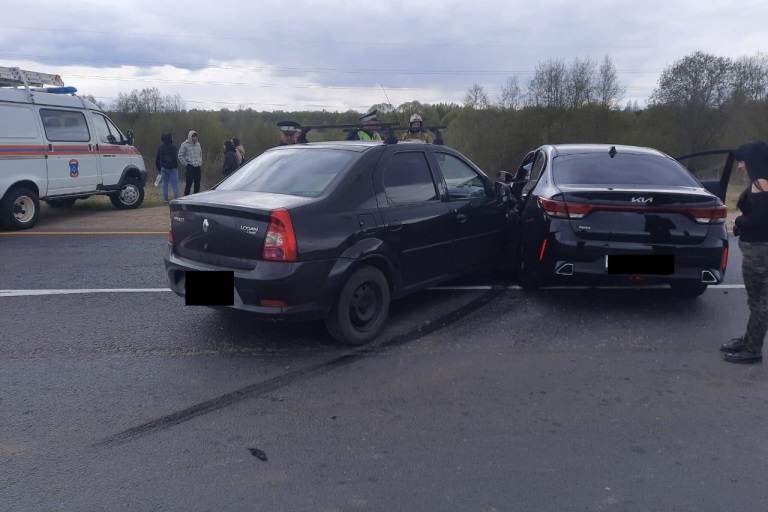 Один человек пострадал в ДТП на трассе М-9 в Тверской области