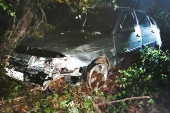 Женщина-водитель съехала ночью в кювет в Тверской области