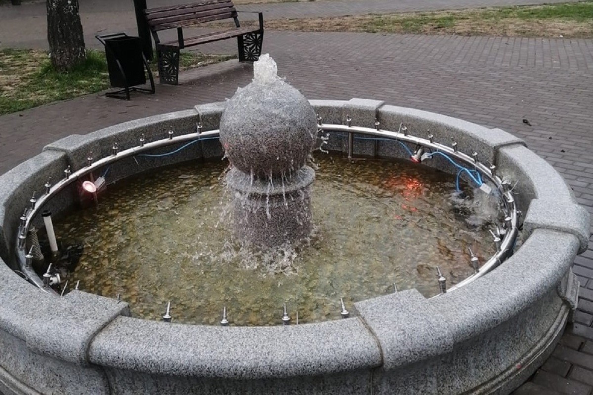 Атаке вандалов подвергся фонтан в Тверской области