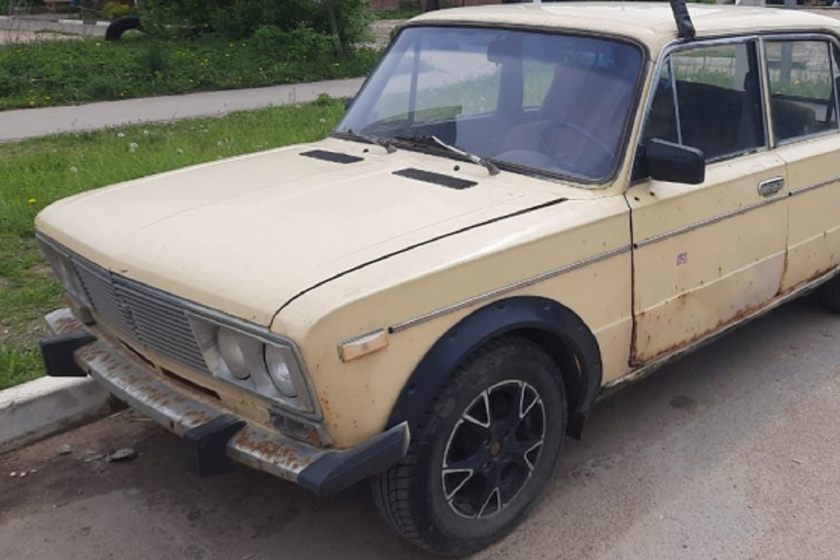 Житель Верхневолжья угнал неисправный автомобиль, чтобы доехать до подруги